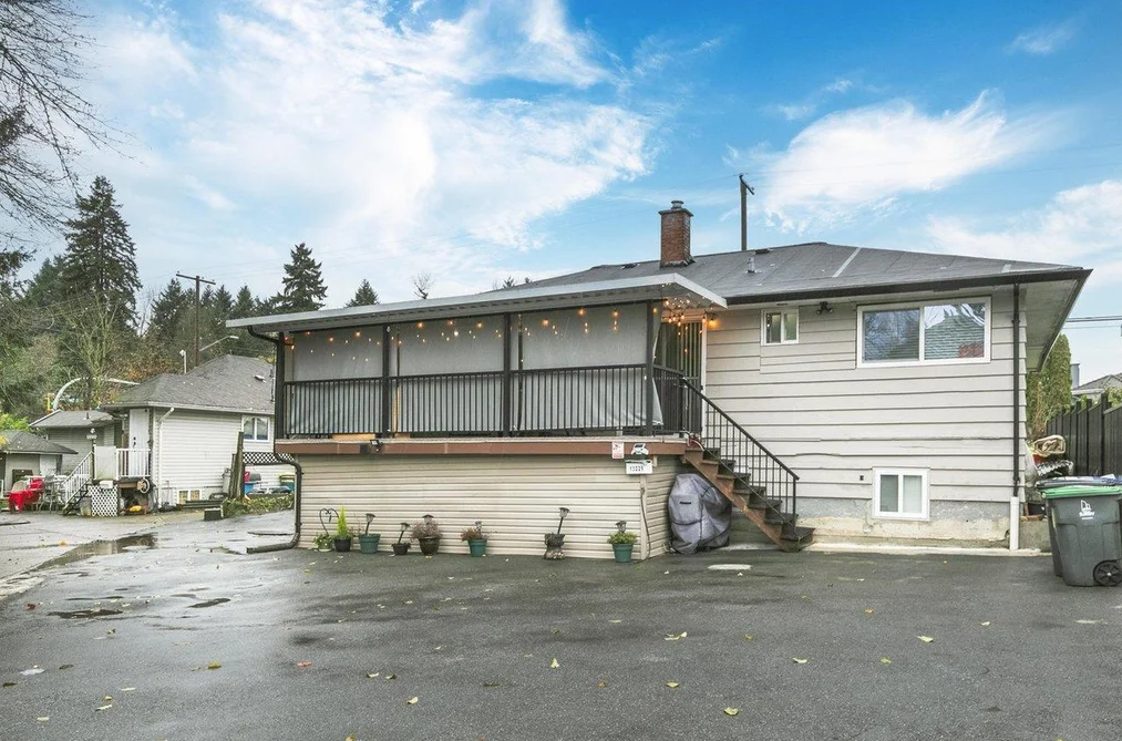 House for sale at 13229 87b Avenue Surrey British Columbia - MLS: R3085040