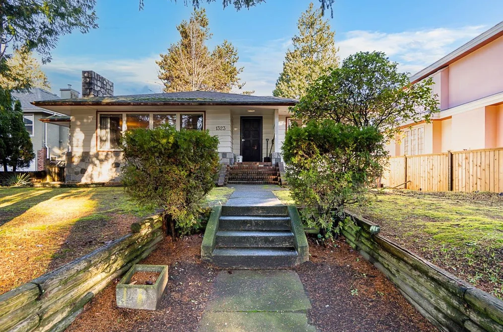 1323 W 49TH AVENUE, Vancouver BC V6M 2R2, Vancouver BC — Residential for Sale - Photo 2