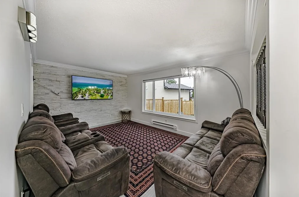 13232 82 AVENUE, Surrey BC V3W 8Z4, Surrey BC — Residential for Sale - Photo 4
