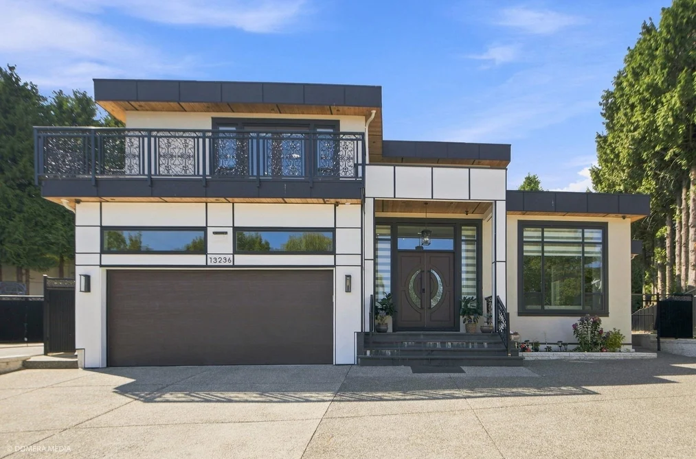 House for sale at 13236 78a Avenue Surrey British Columbia - MLS: R3158723