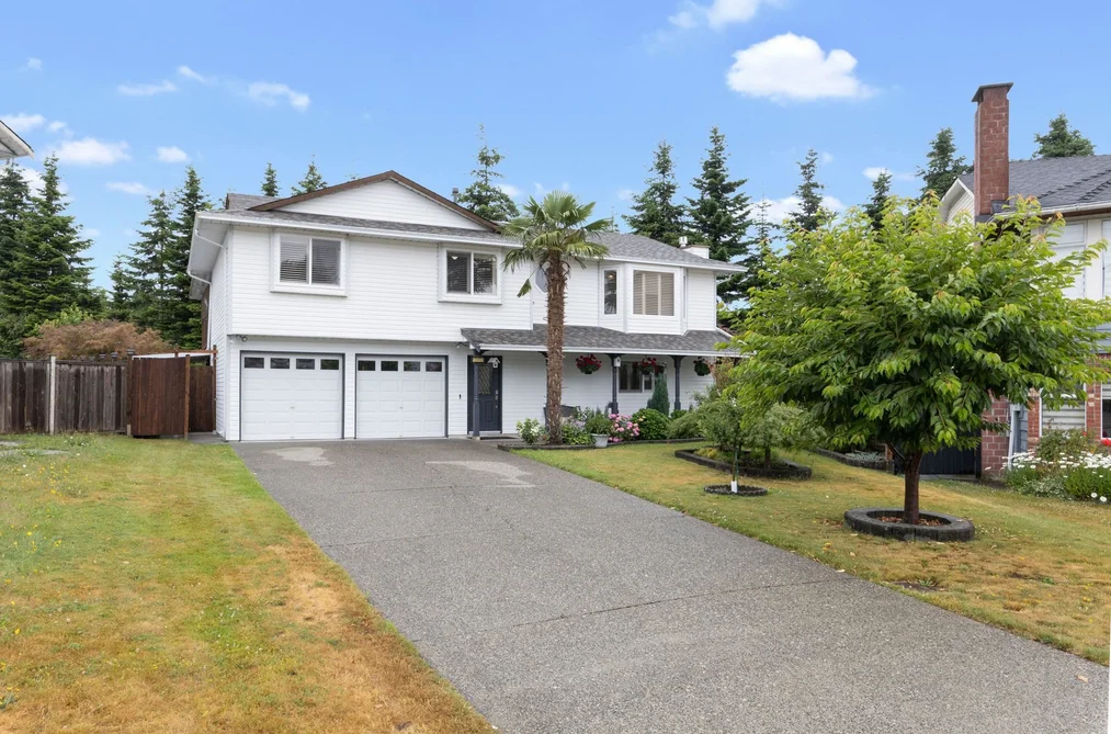 House for sale at 13251 82b Avenue Surrey British Columbia - MLS: R3141494