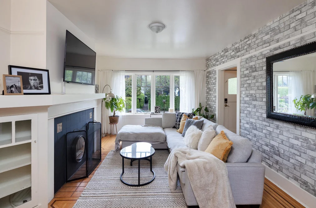 1325/27 LABURNUM STREET, Vancouver BC V6J 3W4, Vancouver BC — Residential for Sale - Photo 2