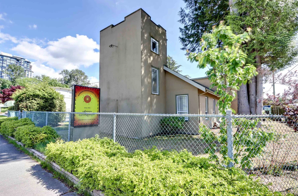 13260 108 AVENUE, Surrey BC V3T 2J6, Surrey BC — Residential for Sale - Photo 2