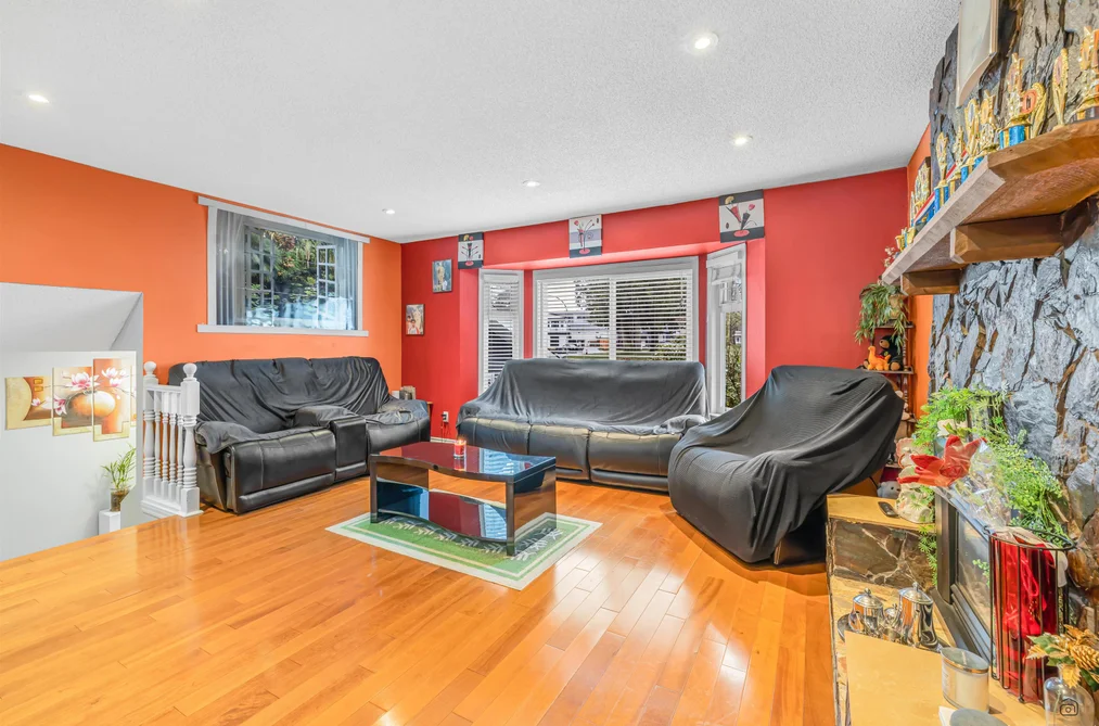 13277 64A AVENUE, Surrey BC V3W 7H9, Surrey BC — Residential for Sale - Photo 2