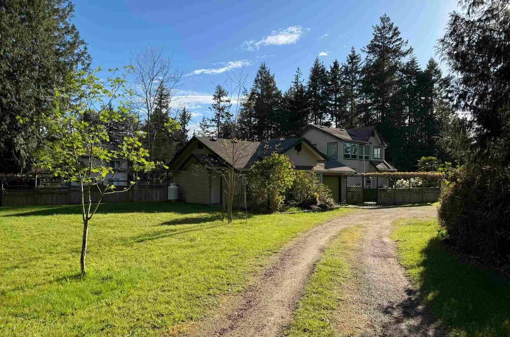 13282 KEELSON ROAD, Garden Bay BC V0N 1S1, Garden Bay BC — Residential for Sale - Photo 2
