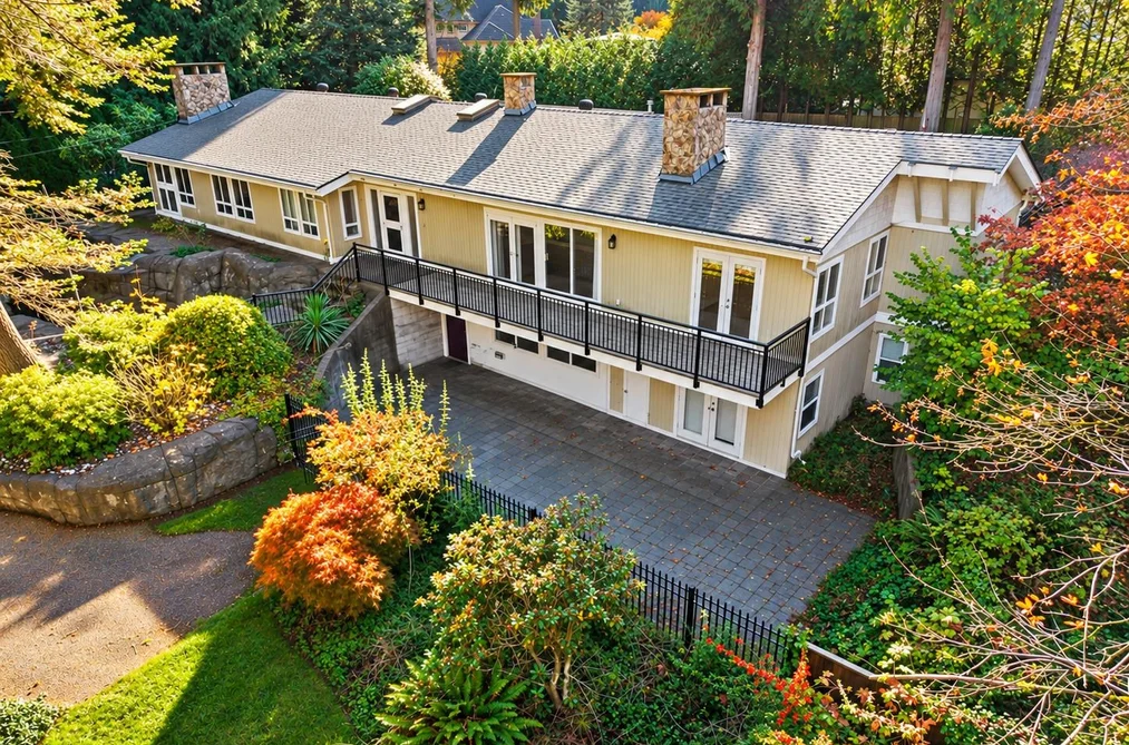 13284 Crescent Rd, Surrey, BC - MLS: R3177366