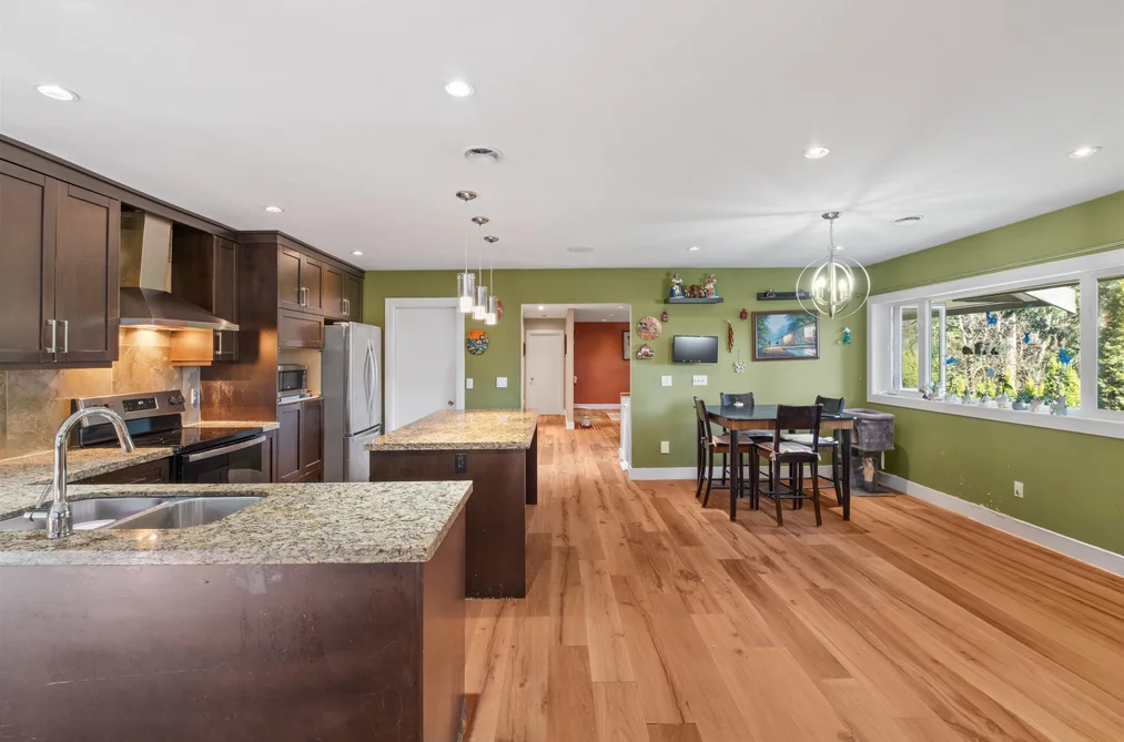 1329 APPIN ROAD, North Vancouver BC V7J 2T4, North Vancouver BC — Residential for Sale - Photo 5