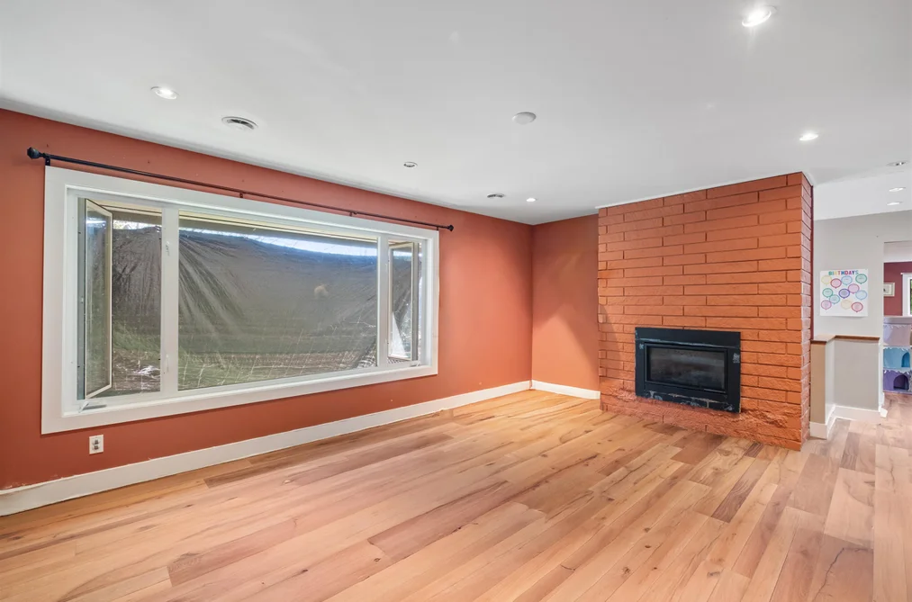 1329 APPIN ROAD, North Vancouver BC V7J 2T4, North Vancouver BC — Residential for Sale - Photo 7