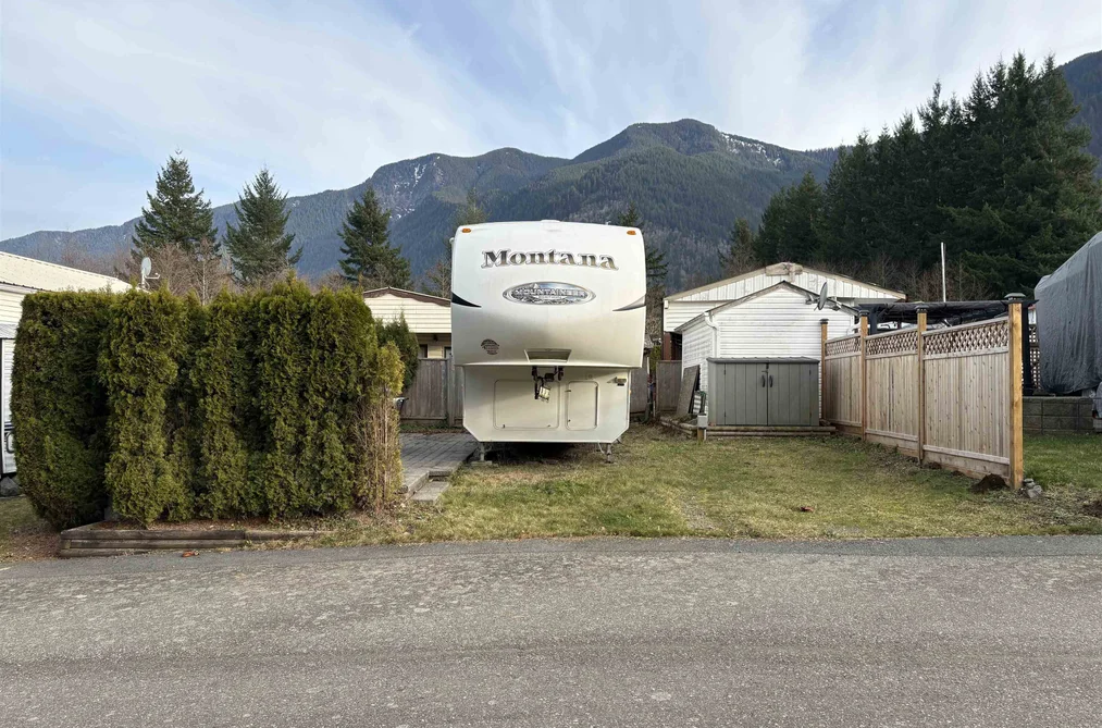 Property for sale at 133 1436 Frost Road Cultus Lake British Columbia - MLS: R3082851