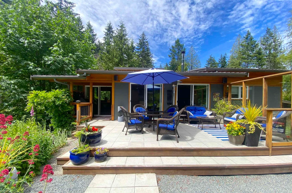 House for sale at 1330 Cottage Way Galiano Island British Columbia - MLS: R3125461
