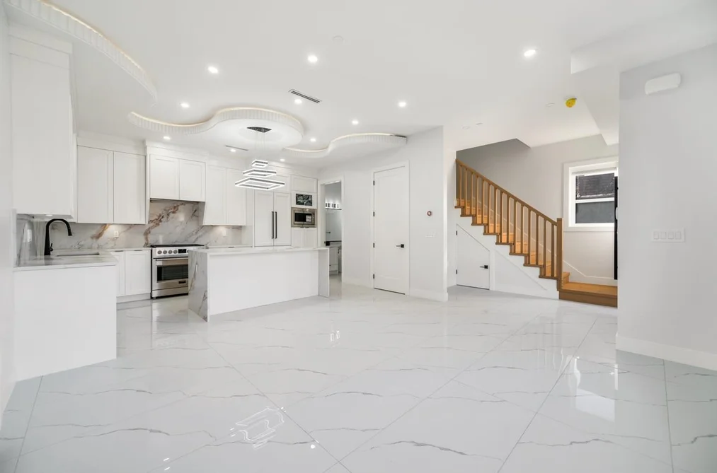 1330 E 64TH AVENUE, Vancouver BC V5X 2P1, Vancouver BC — Residential for Sale - Photo 2