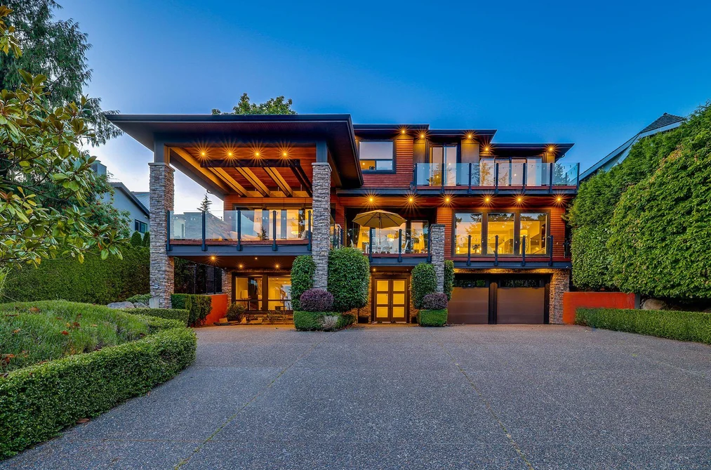 House for sale at 13307 Marine Drive Surrey British Columbia - MLS: R3147292