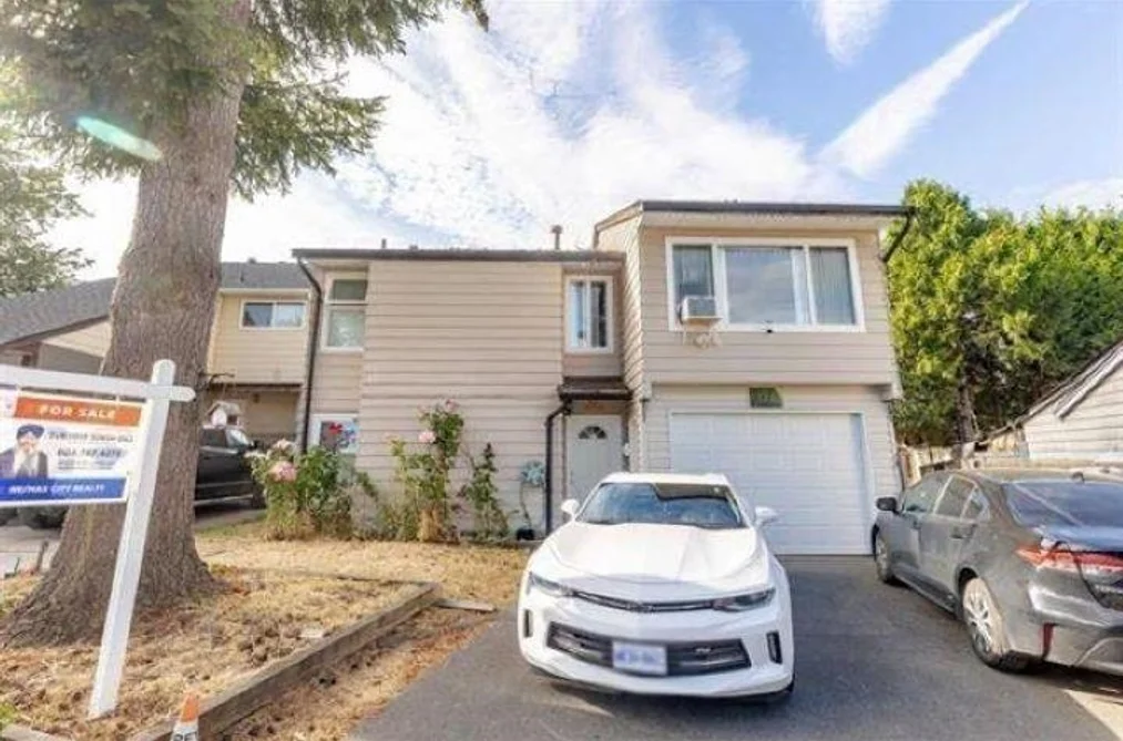 House for sale at 13325 66a Avenue Surrey British Columbia - MLS: R3119657