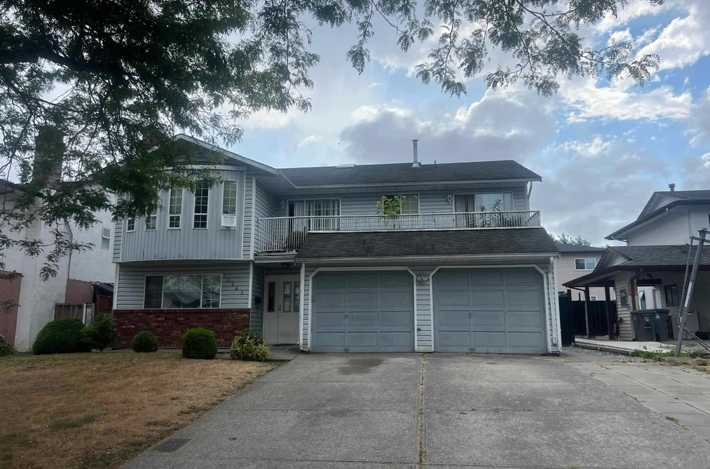 House for sale at 13342 79 Avenue Surrey British Columbia - MLS: R3157803