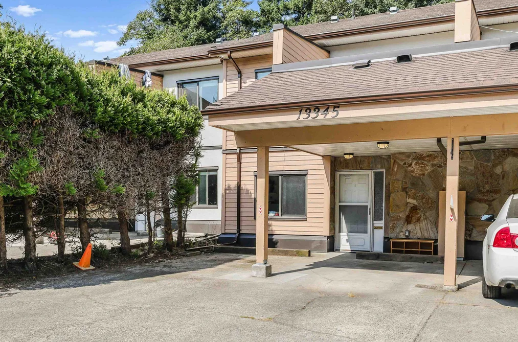 13345 70B AVENUE, Surrey BC V3W 7Z3, Surrey BC — Residential for Sale - Photo 2