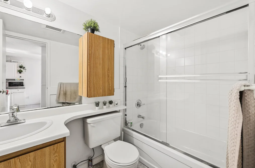 13345 70B AVENUE, Surrey BC V3W 7Z3, Surrey BC — Residential for Sale - Photo 5