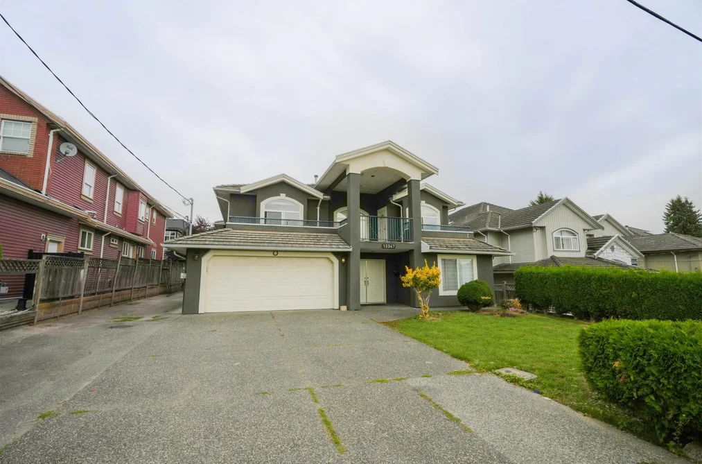 House for sale at 13347 89 Avenue Surrey British Columbia - MLS: R3161793