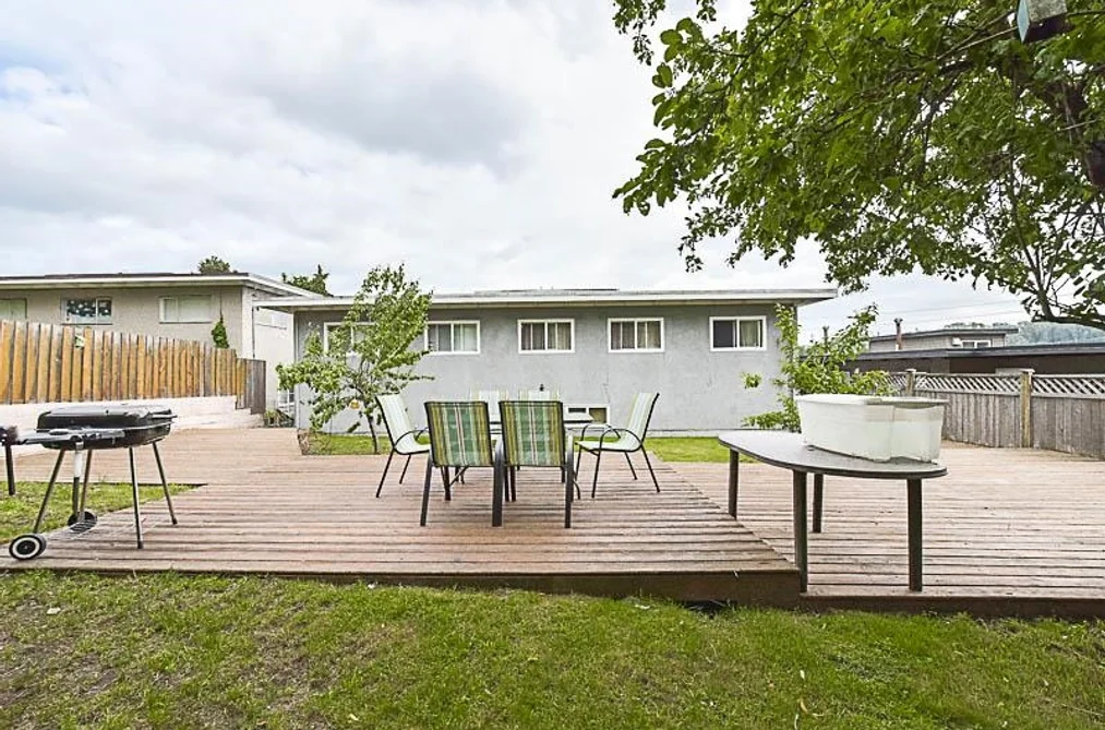 1335 1337 KAMLOOPS STREET, New Westminster BC V6E 4A4, New Westminster BC — Residential Income for Sale - Photo 3