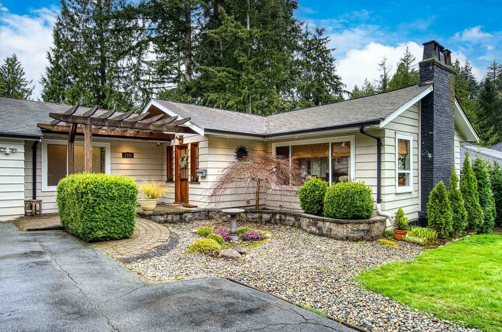 1335 RIDGEWOOD DRIVE, North Vancouver BC V7R 1J4, North Vancouver BC — Residential for Sale - Photo 2