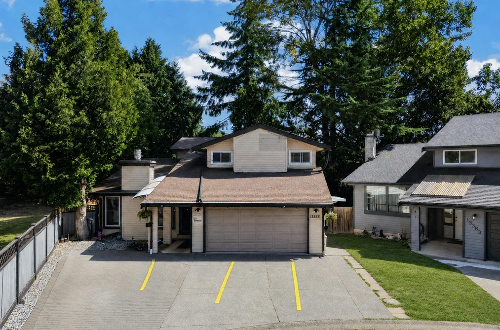 House for sale at 13355 65a Avenue Surrey British Columbia - MLS: R3155551