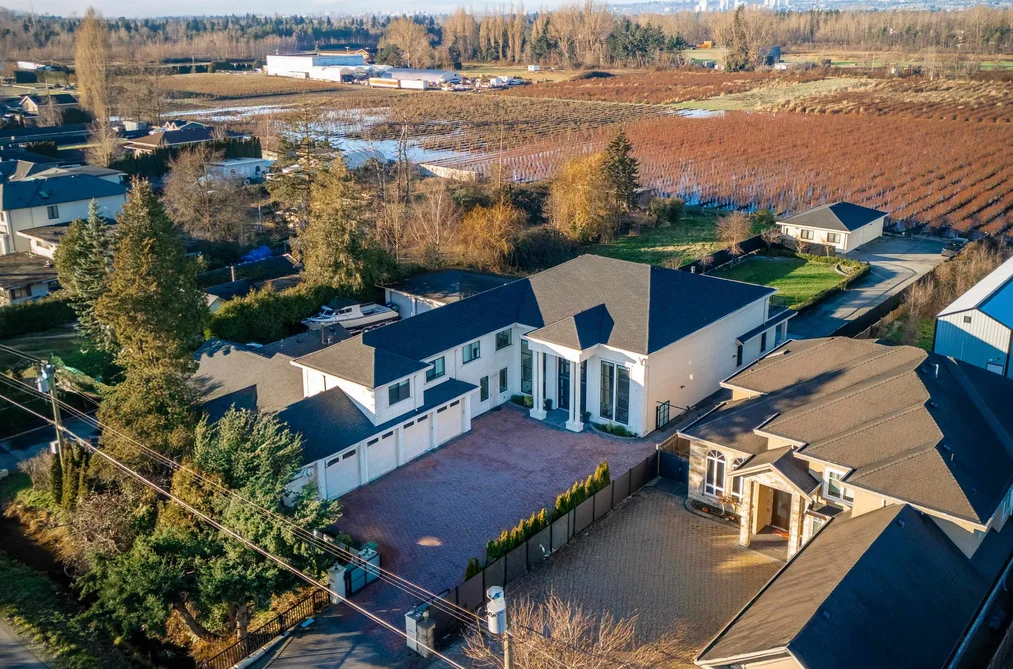 13371 BLUNDELL ROAD, Richmond BC V6W 1B6, Richmond BC — Residential for Sale - Photo 2