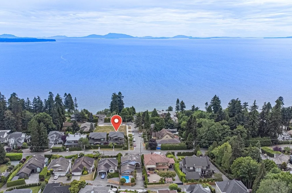 13372 MARINE DRIVE, Surrey BC V4A 1G2, Surrey BC — Residential for Sale - Photo 2