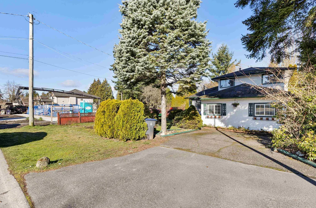 13385 60 AVENUE, Surrey BC V3X 2M1, Surrey BC — Residential for Sale - Photo 2
