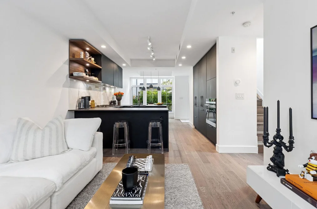 Townhouse for sale at 134 2070 Curling Road North Vancouver British Columbia - MLS: R3124845