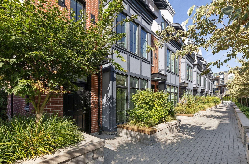 134 2070 CURLING ROAD, North Vancouver BC V7P 0C9, North Vancouver BC — Residential for Sale - Photo 2