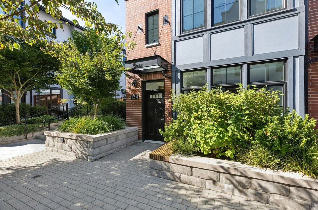 134 2070 CURLING ROAD, North Vancouver BC V7P 0C9, North Vancouver BC — Residential for Sale - Photo 4