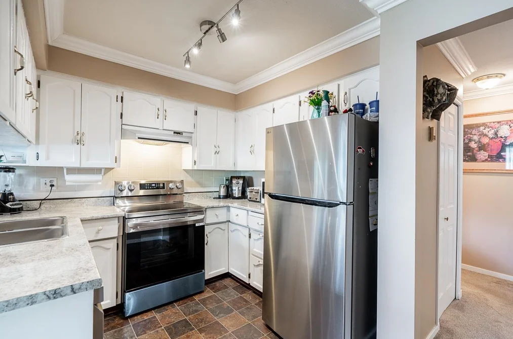 134 31955 OLD YALE ROAD, Abbotsford BC V2T 4N1, Abbotsford BC — Residential for Sale - Photo 2