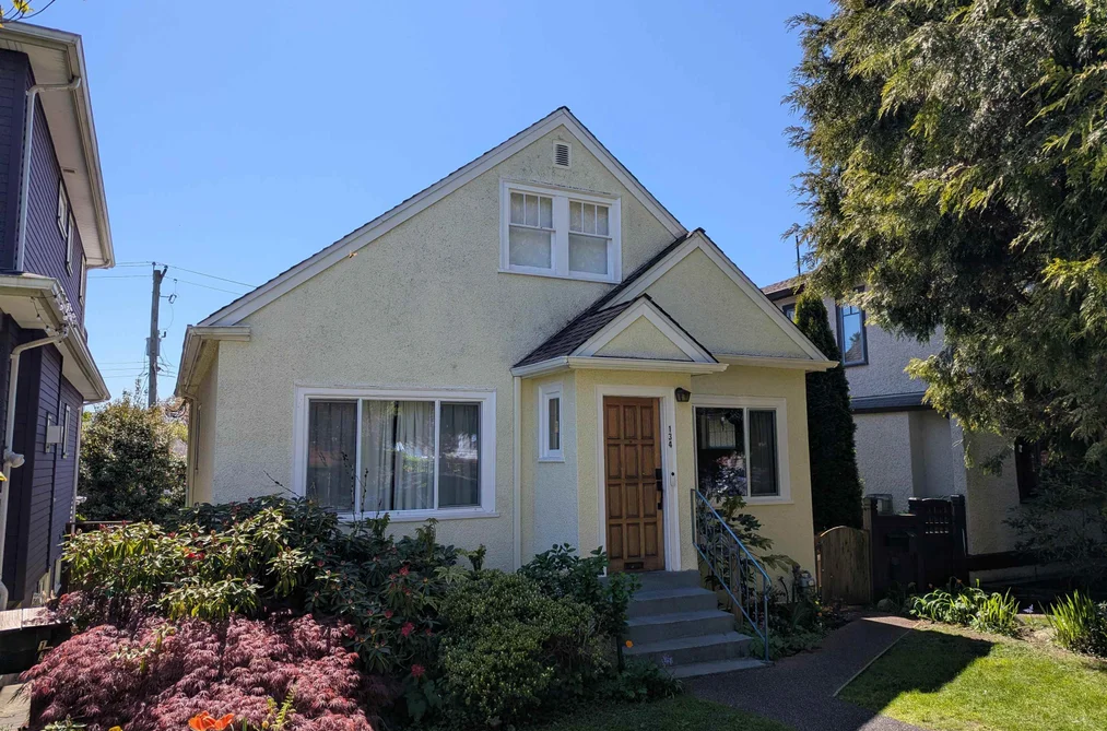 House for sale at 134 W 40th Avenue Vancouver British Columbia - MLS: R3117454