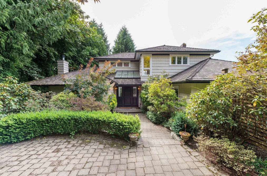 House for sale at 1340 Palmerston Avenue West Vancouver British Columbia - MLS: R3164415