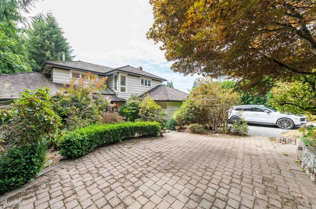 1340 Palmerston Avenue, West Vancouver, BC - MLS: R3164415 - Photo 3 1340 Palmerston Avenue, West Vancouver, BC - MLS: R3164415 - Photo 3