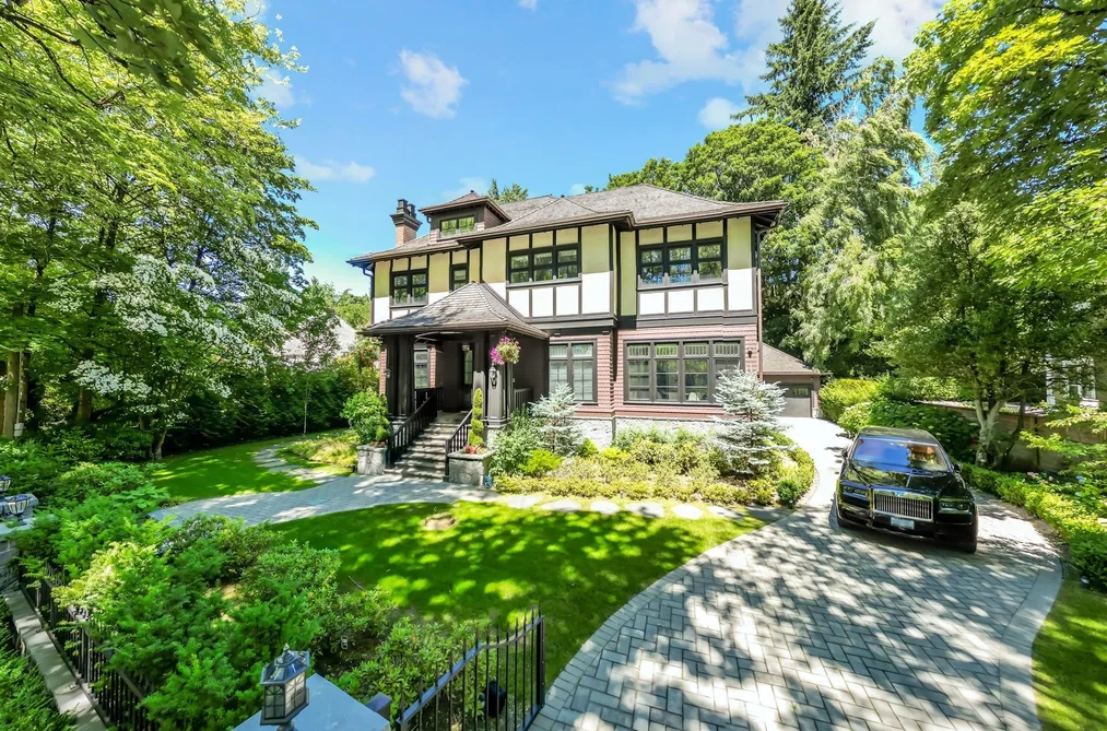 House for sale at 1341 Matthews Avenue Vancouver British Columbia - MLS: R3137156