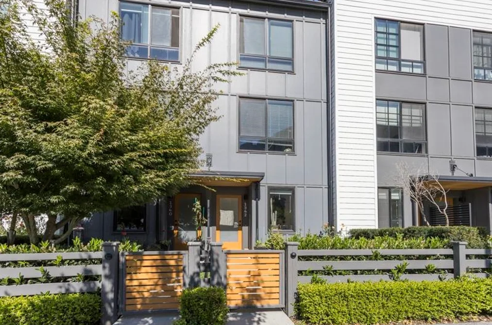 Townhouse for sale at 1342 Halyard Place Squamish British Columbia - MLS: R3168744