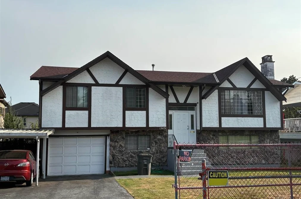 House for sale at 13424 98a Avenue Surrey British Columbia - MLS: R3125188