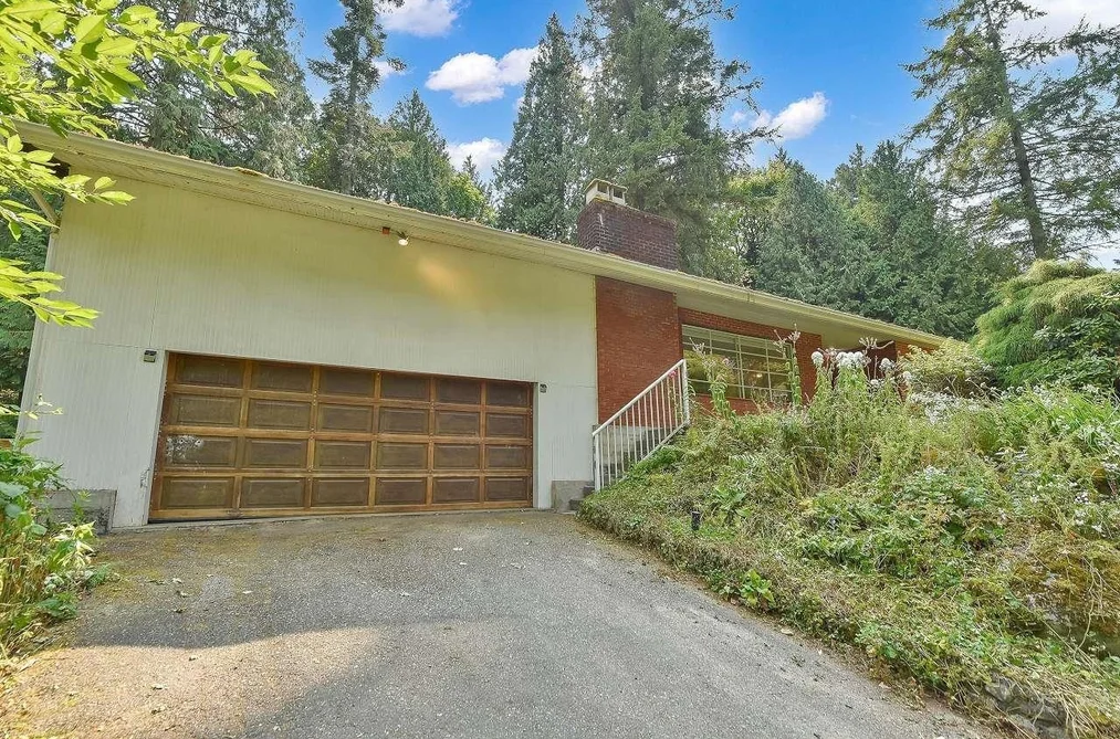 House for sale at 13428 Crescent Road Surrey British Columbia - MLS: R3119379