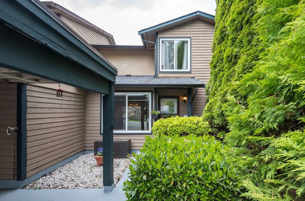 Half Duplex for sale at 13447 68a Avenue Surrey British Columbia - MLS: R3127376