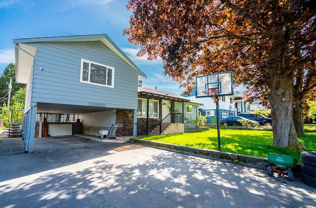 13450 65A AVENUE, Surrey BC V3W 1Z6, Surrey BC — Residential for Sale - Photo 2