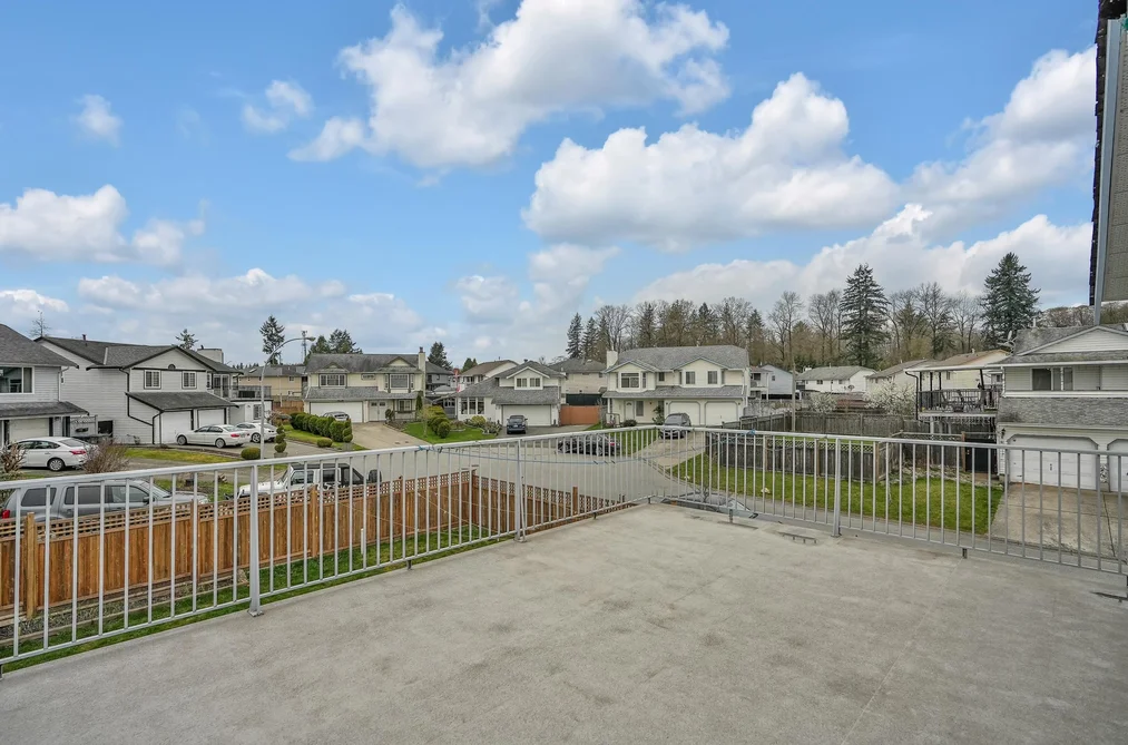 13452 85 AVENUE, Surrey BC V3W 0T8, Surrey BC — Residential for Sale - Photo 3