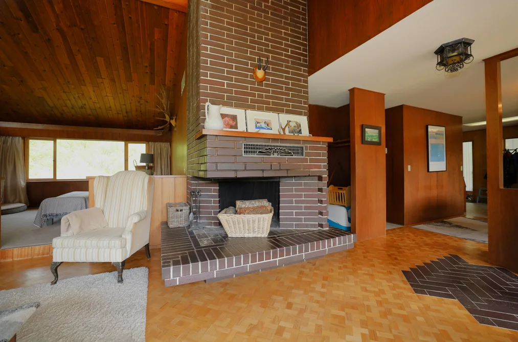 1346 RUSSELL ROAD, Gibsons BC V0N 1V2, Gibsons BC — Residential for Sale - Photo 6