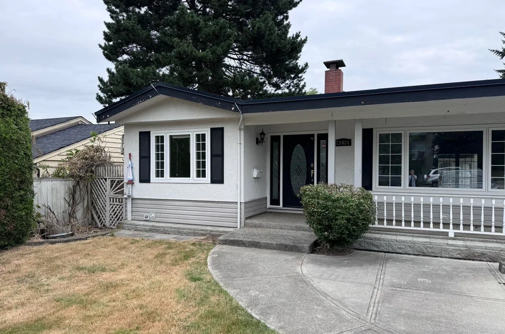 House for sale at 13481 Hilton Road Surrey British Columbia - MLS: R3103970