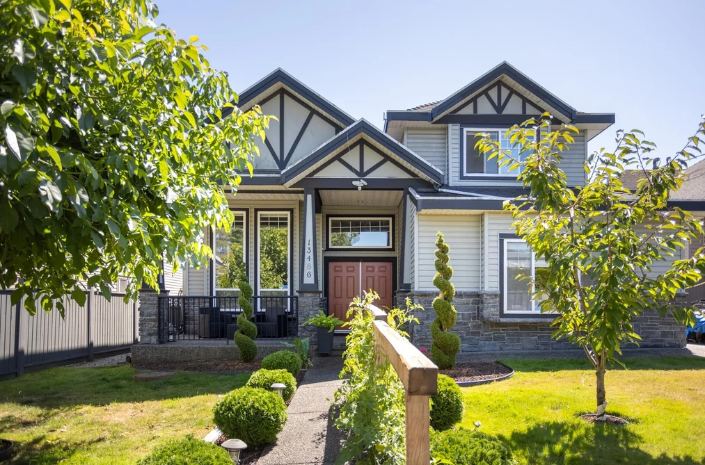House for sale at 13486 64 Avenue Surrey British Columbia - MLS: R3156300
