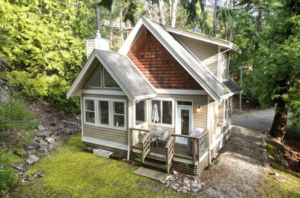 13489 LEE ROAD, Pender Harbour BC V0N 1S1, Pender Harbour BC — Residential for Sale - Photo 2