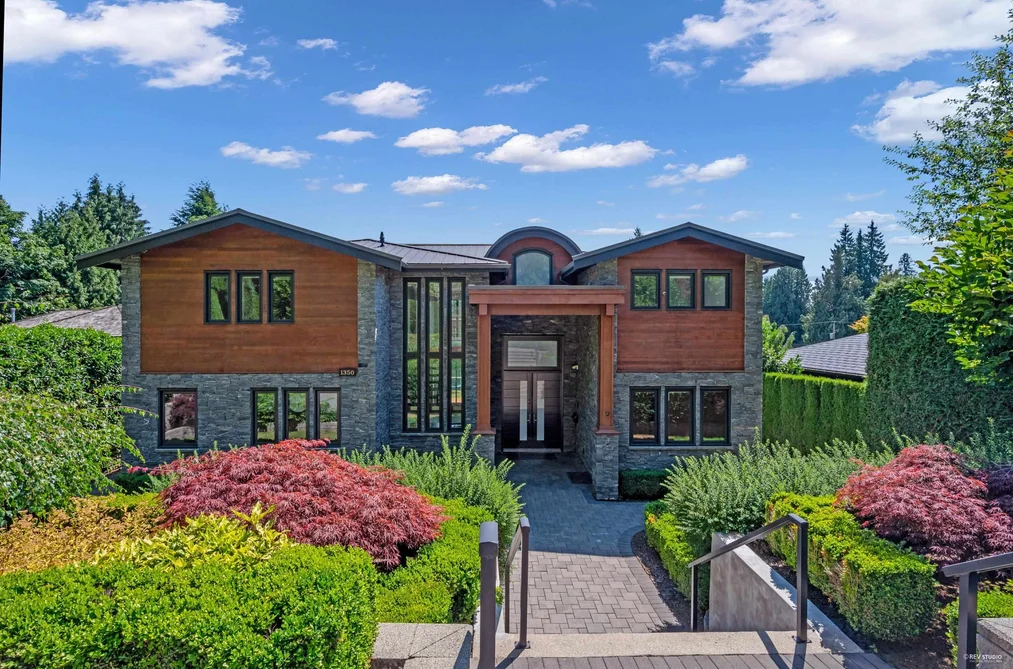 House for sale at 1350 Palmerston Avenue West Vancouver British Columbia - MLS: R3083456