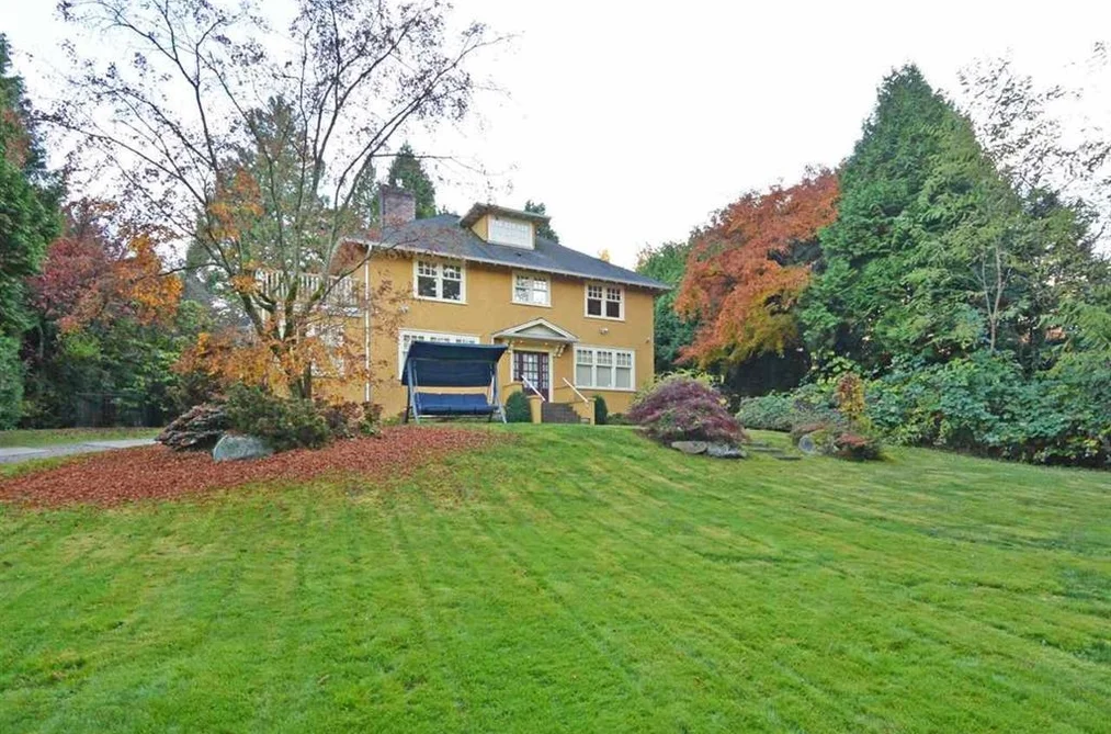House for sale at 1350 W 15th Avenue Vancouver British Columbia - MLS: R3052012