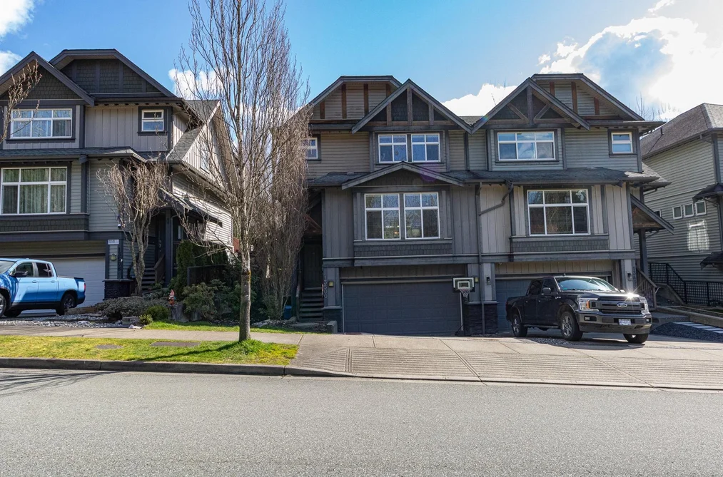 13500 229 LOOP, Maple Ridge BC V4R 0E5, Maple Ridge BC — Residential for Sale - Photo 2