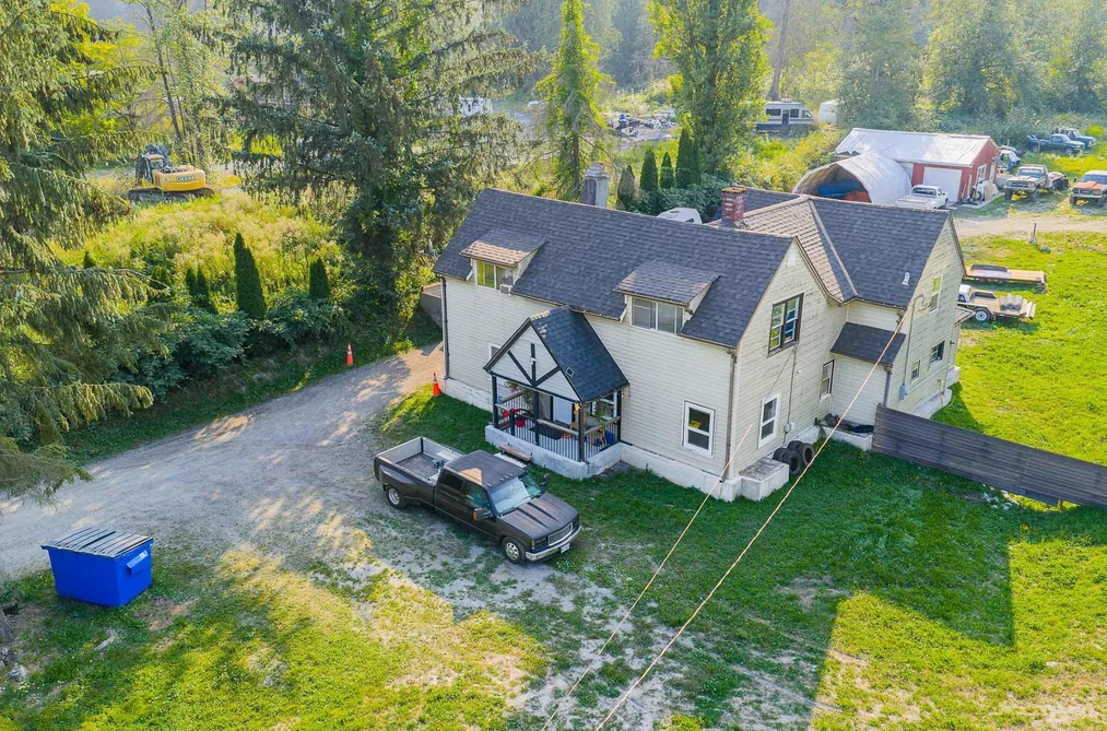 13511 224 STREET, Maple Ridge BC V4R 2P8, Maple Ridge BC — Residential for Sale - Photo 2