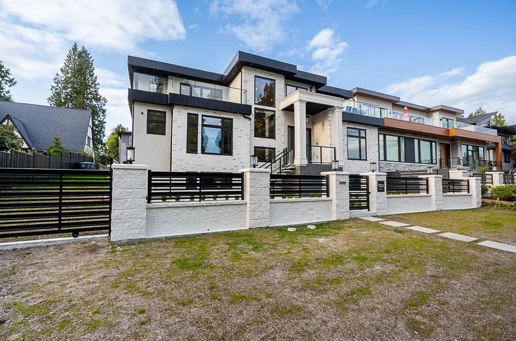 13511 MARINE DRIVE, Surrey BC V4A 1G1, Surrey BC — Residential for Sale - Photo 2